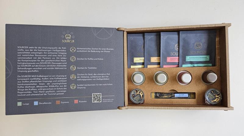 Sourcer Holzdisplay Hotellerie zur Bestückung mit Sourcer Kapsel Produkten SOURCER 460925 Sourcer Holzdisplay Hotellerie zur Bestückung mit Sourcer Kapsel Produkten SOURCER 460925